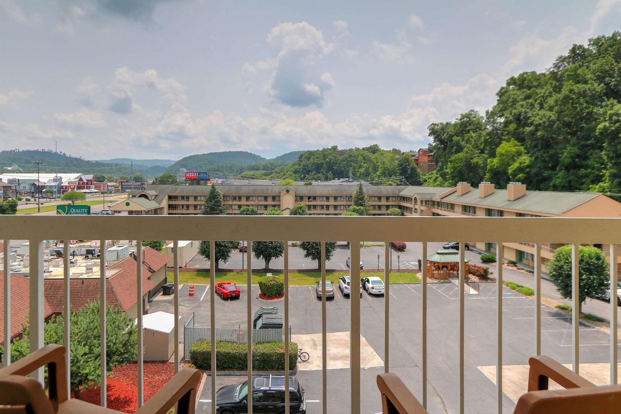 Comfort Inn & Suites At Dollywood Lane Pigeon Forge Εξωτερικό φωτογραφία